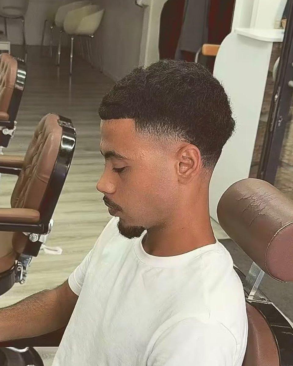 Low taper, geknipt door Yassir